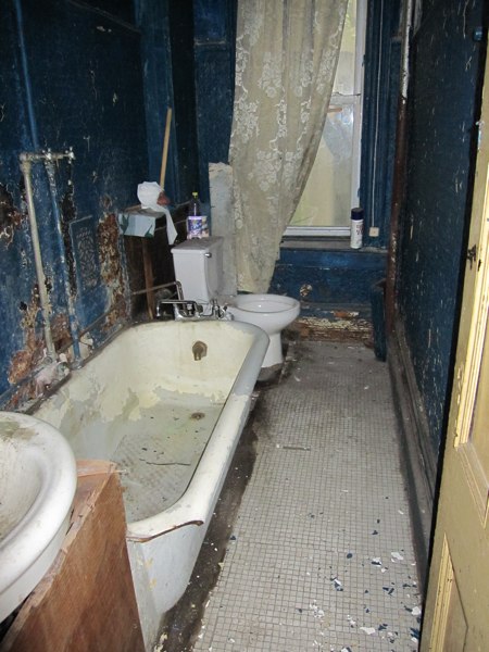 Bathroom wreck img_0571-450x600