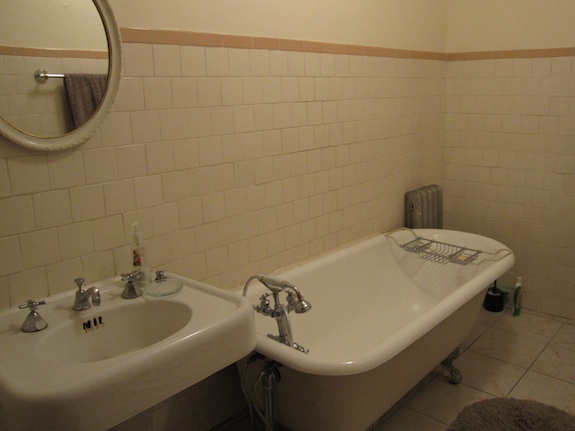 470 W 148 - bathroom 470 W 148 - bathroom