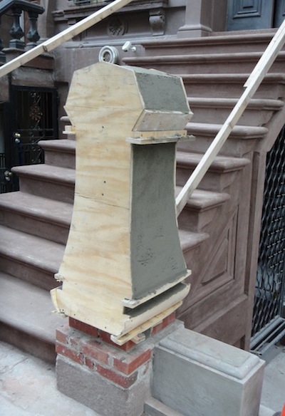 newel-post-concrete
